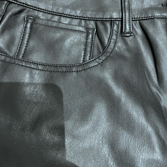 FAUX leather pant size 14 petite black with pocket straight leg - Picture 2 of 7